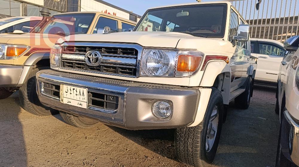 Toyota Land Cruiser 70